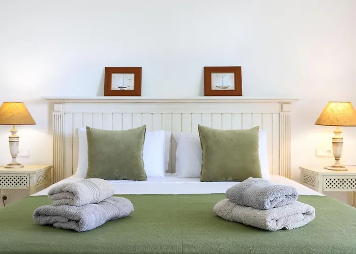 Frontline Ground Floor - Monteros Palm *