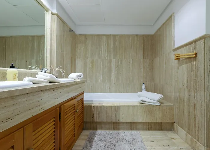 Frontline Ground Floor - Monteros Palm Apartamento Marbella